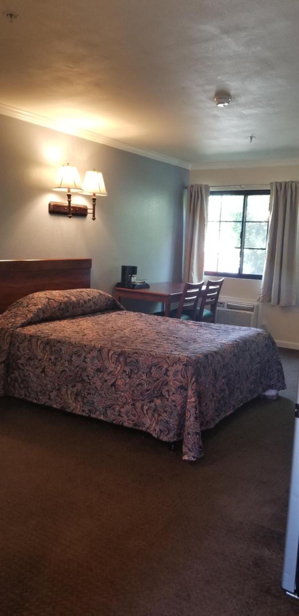 Sierra Crossing Motel Bloomington Ngoại thất bức ảnh